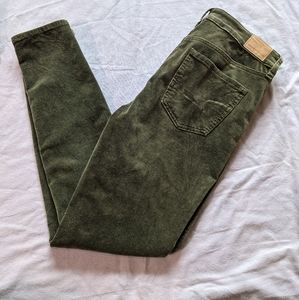 AE Olive Corduroy Hi-Rise Jegging Size 8